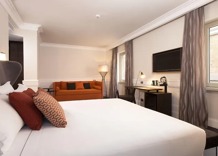 Palazzo Navona Hotel 4*
